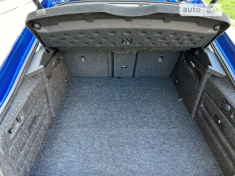 Лифтбек Skoda Superb 2020 в Ужгороде