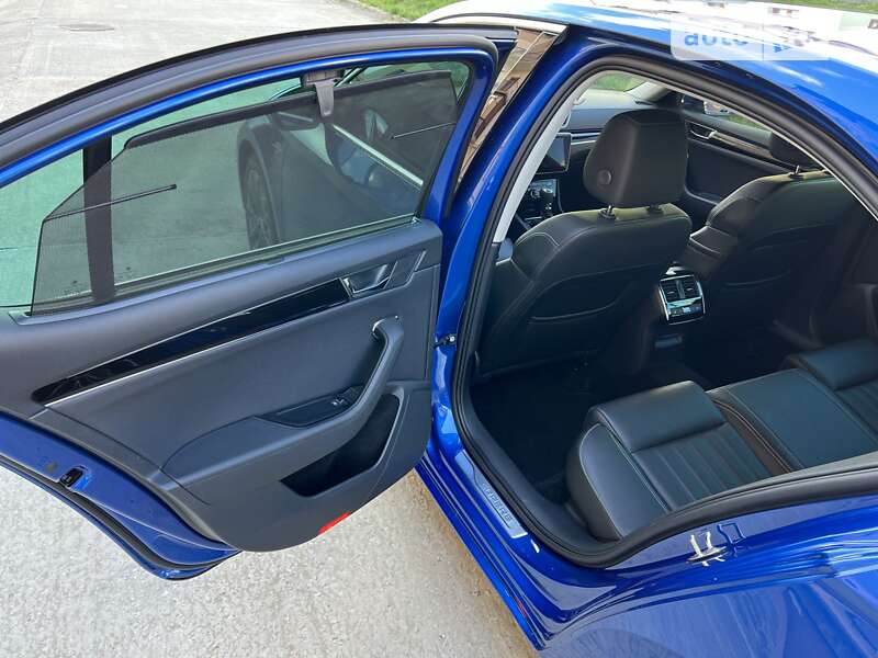 Лифтбек Skoda Superb 2020 в Ужгороде