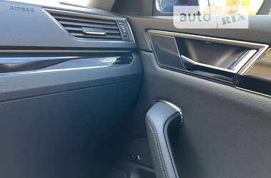 Лифтбек Skoda Superb 2020 в 