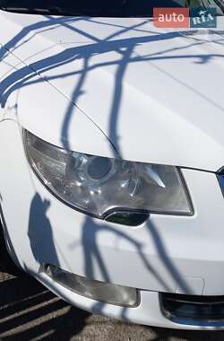 Лифтбек Skoda Superb 2010 в 