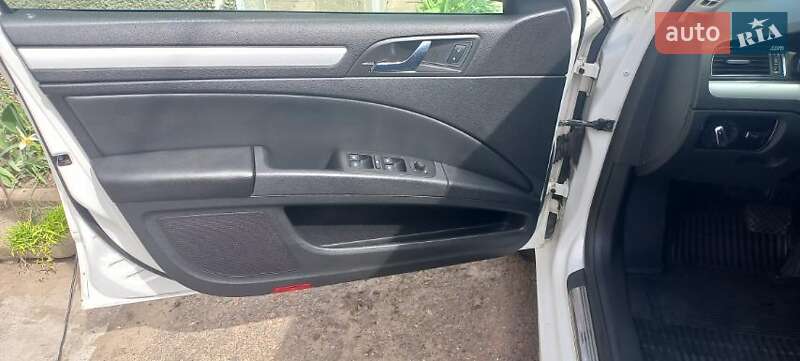 Лифтбек Skoda Superb 2010 в Одессе