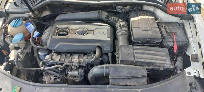 Лифтбек Skoda Superb 2010 в Одессе