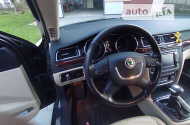 Ліфтбек Skoda Superb 2009 в Долині