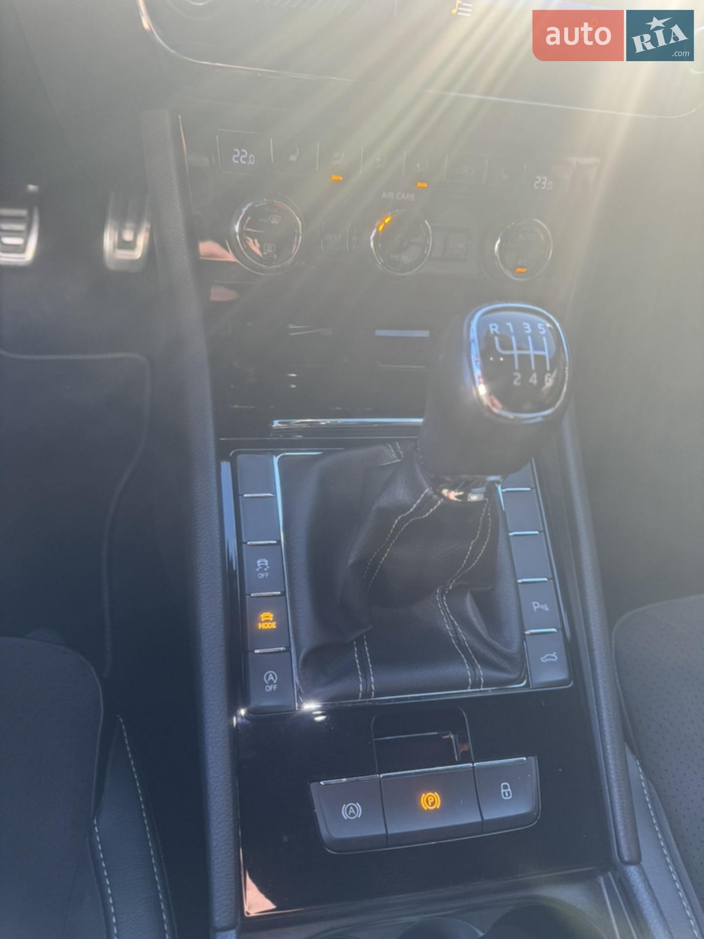 2017 Skoda Superb - мініатюра 19
