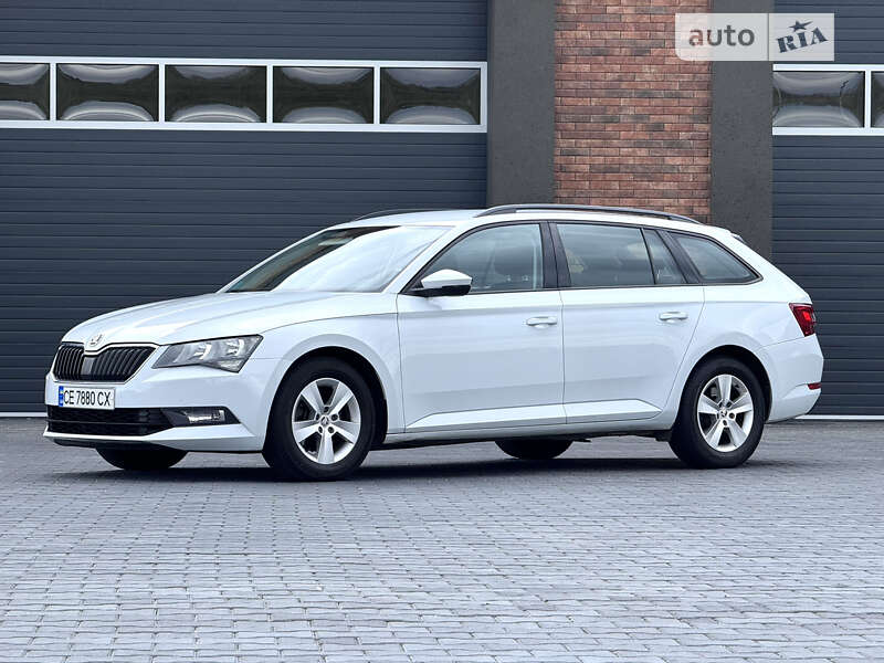 Універсал Skoda Superb 2017 в Чернівцях