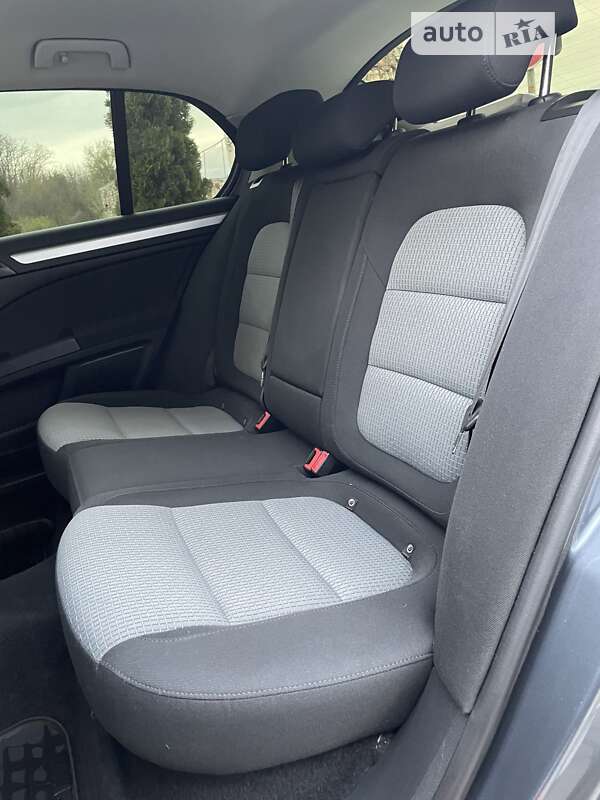 Лифтбек Skoda Superb 2009 в Иршаве