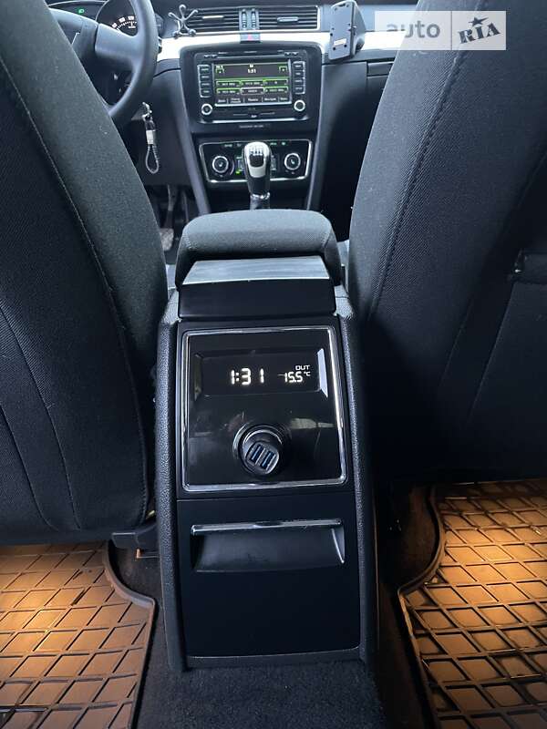 Лифтбек Skoda Superb 2009 в Иршаве