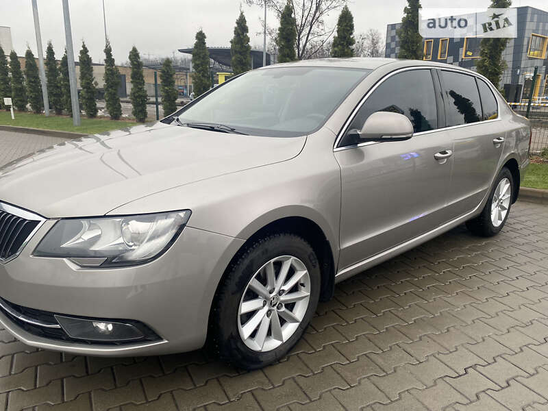 Ліфтбек Skoda Superb 2013 в Слов'янську