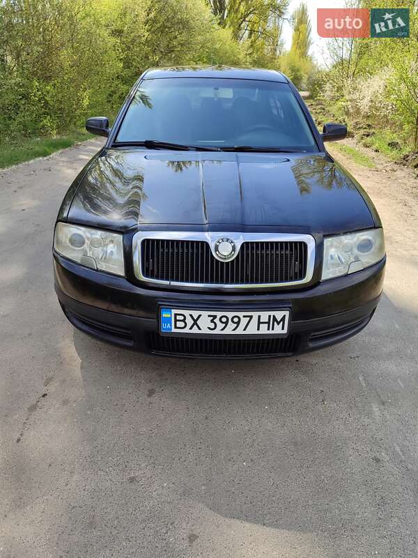 Лифтбек Skoda Superb 2005 в Староконстантинове