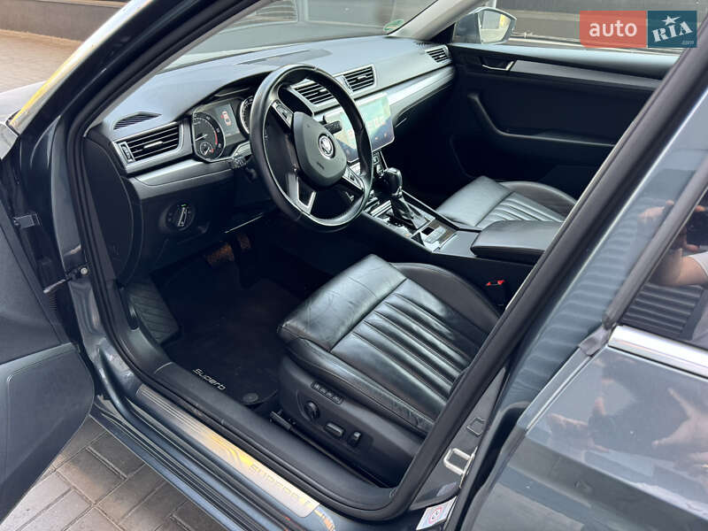 Лифтбек Skoda Superb 2018 в Киеве