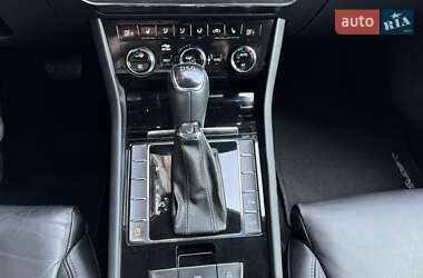 Лифтбек Skoda Superb 2018 в 