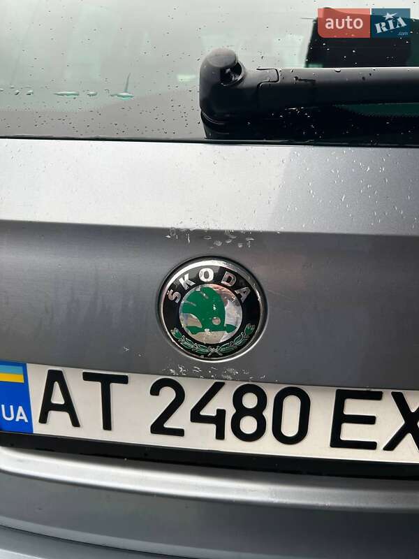 Универсал Skoda Superb 2010 в Надворной