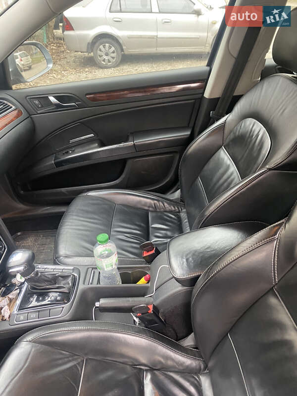 Лифтбек Skoda Superb 2008 в Ровно