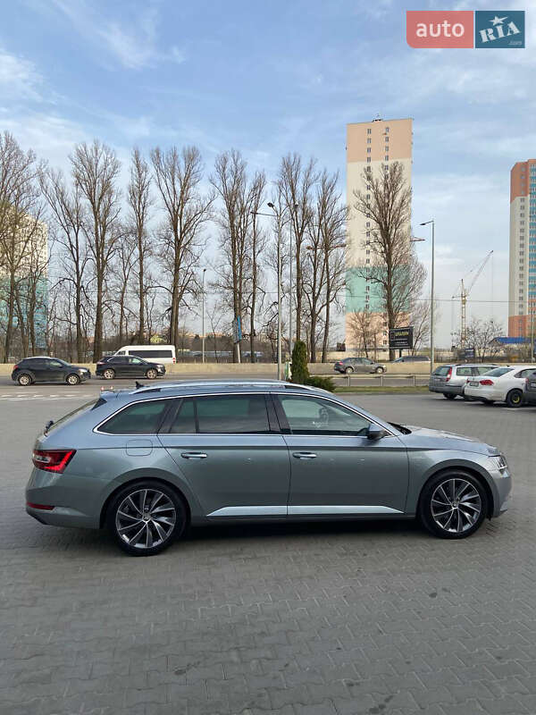 Универсал Skoda Superb 2016 в Киеве