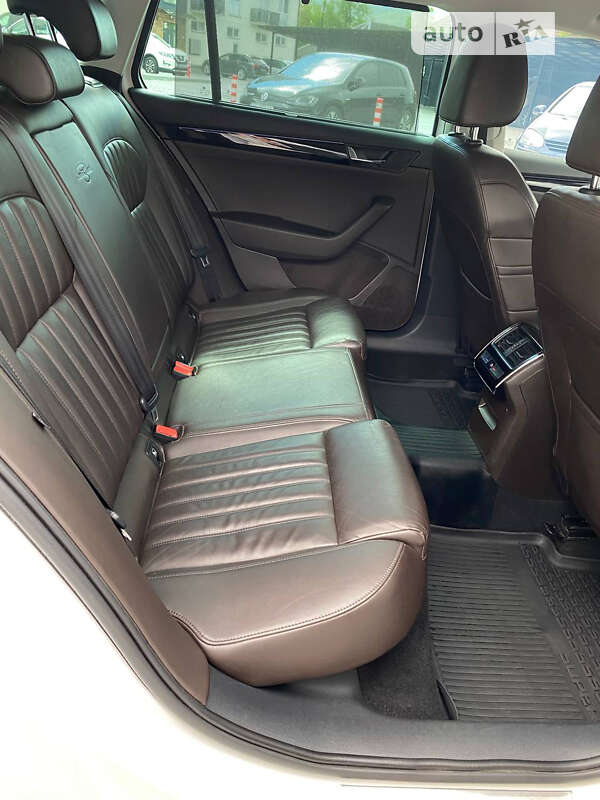 Универсал Skoda Superb 2015 в Сваляве фото 17 Универсал Skoda Superb 2015 в Сваляве
