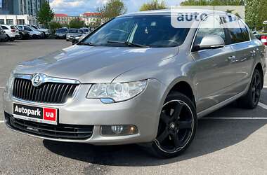 Ліфтбек Skoda Superb 2013 в Львові