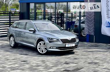 Универсал Skoda Superb 2015 в Ровно