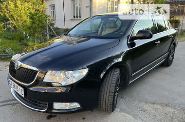 Ліфтбек Skoda Superb 2011 в Калуші