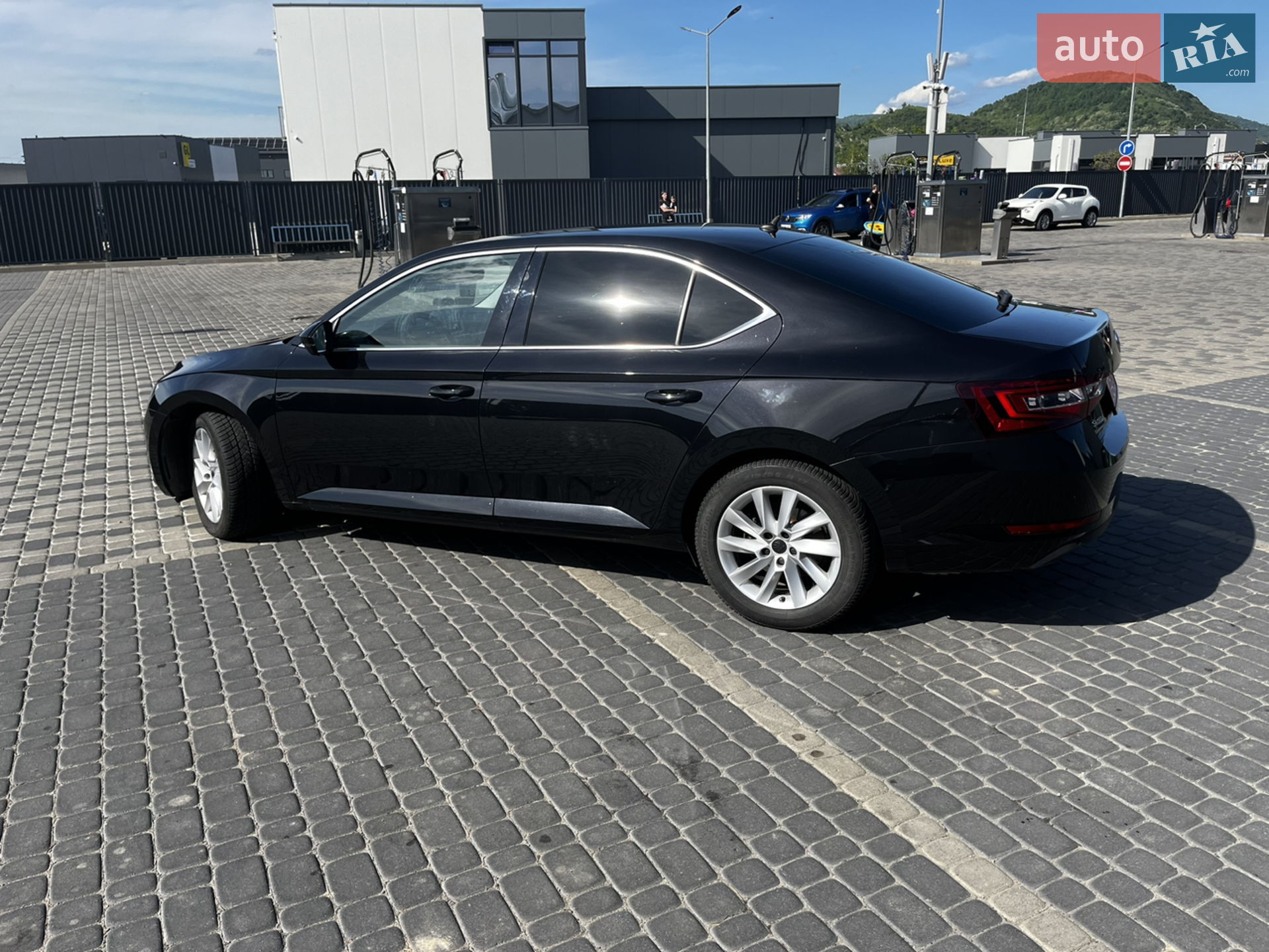2019 Skoda Superb - мініатюра 12