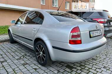 Ліфтбек Skoda Superb 2006 в Острозі