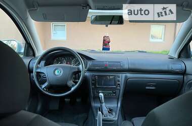 Ліфтбек Skoda Superb 2006 в Острозі