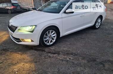 Универсал Skoda Superb 2019 в Луцке