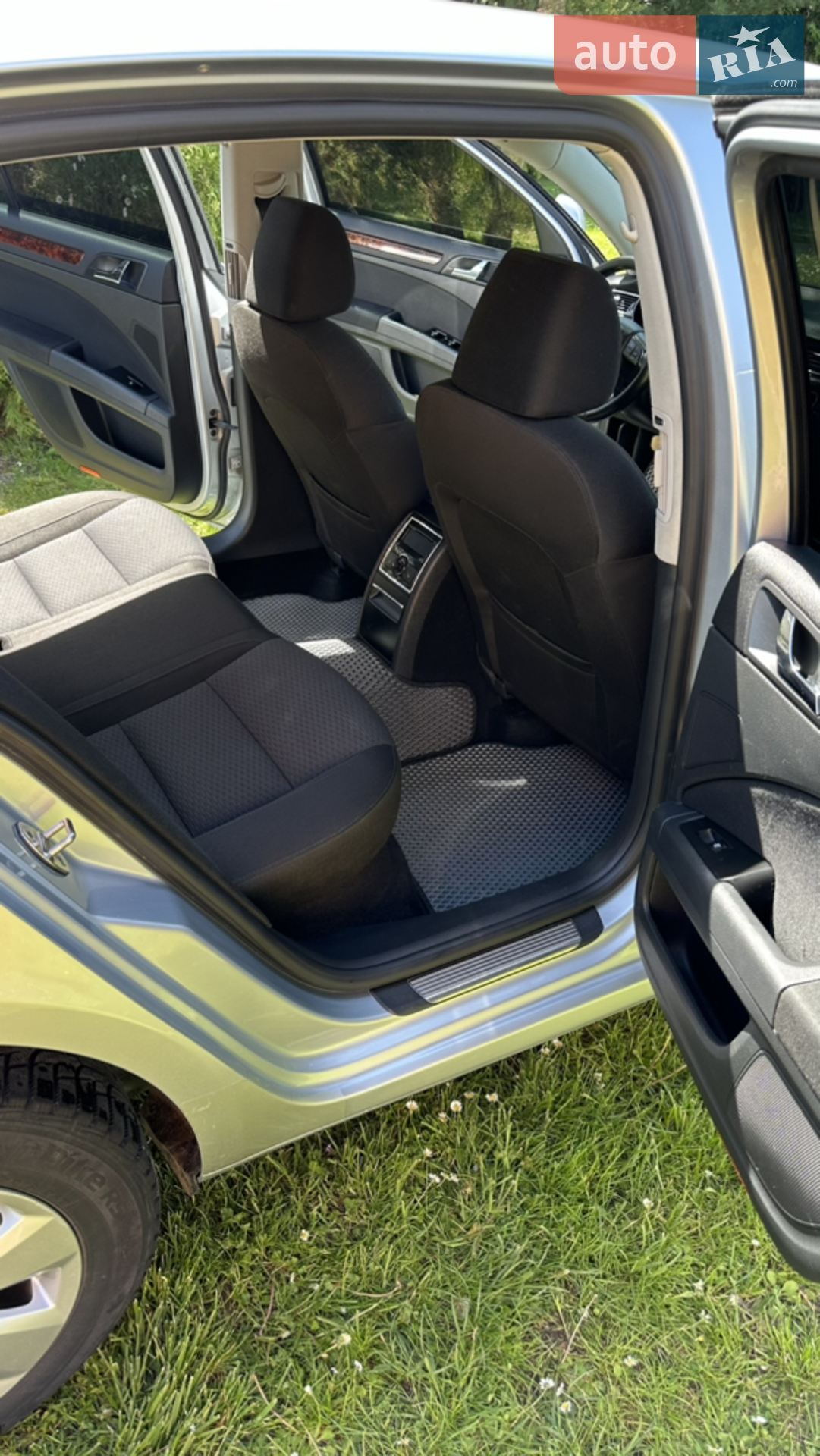 2010 Skoda Superb - мініатюра 25
