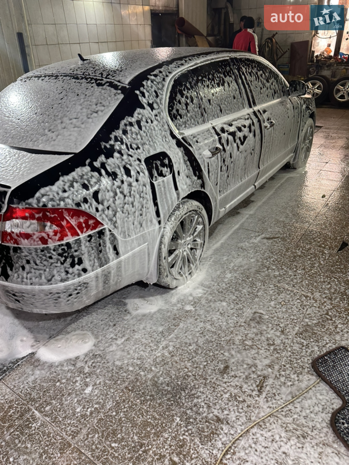 2010 Skoda Superb - мініатюра 3