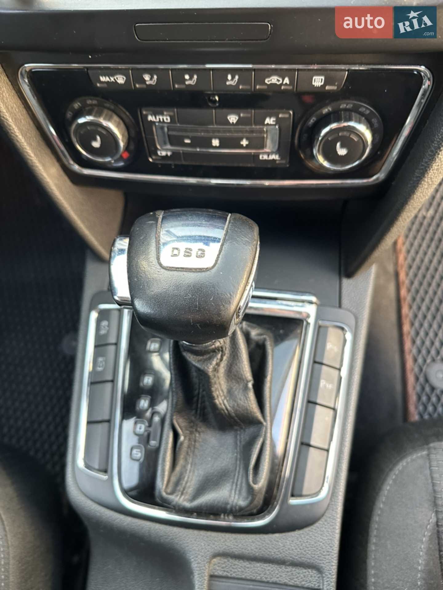 2010 Skoda Superb - мініатюра 14