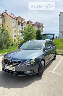 Універсал Skoda Superb 2015 в Львові