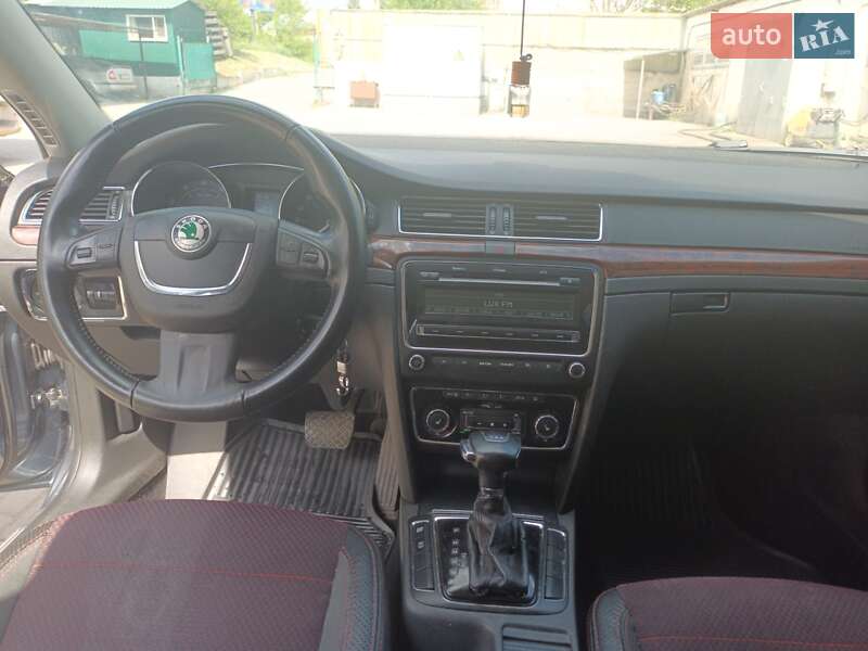 Лифтбек Skoda Superb 2009 в Кропивницком фото 3 Лифтбек Skoda Superb 2009 в Кропивницком