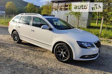 Універсал Skoda Superb 2013 в Тячеві