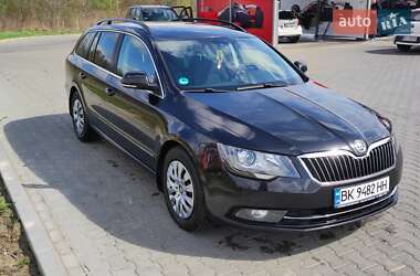 Универсал Skoda Superb 2013 в 