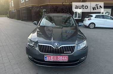 Універсал Skoda Superb 2014 в Дубні