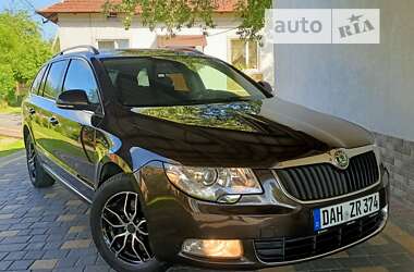 Универсал Skoda Superb 2013 в Бориславе