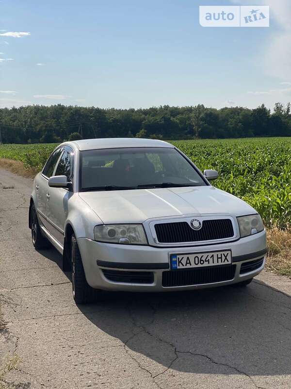 Ліфтбек Skoda Superb 2005 в Прилуках