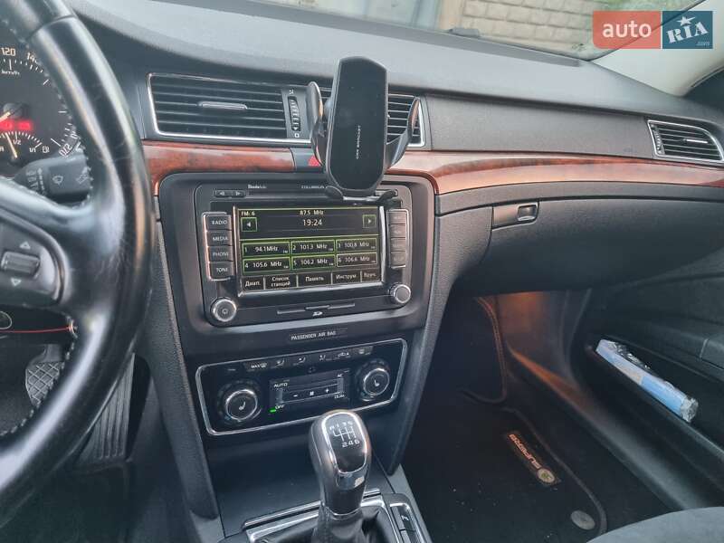 Лифтбек Skoda Superb 2009 в Запорожье