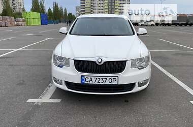 Лифтбек Skoda Superb 2009 в Черкассах