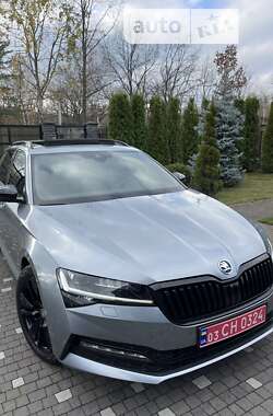 Универсал Skoda Superb 2020 в Киеве