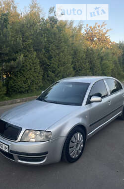 Ліфтбек Skoda Superb 2004 в Рівному