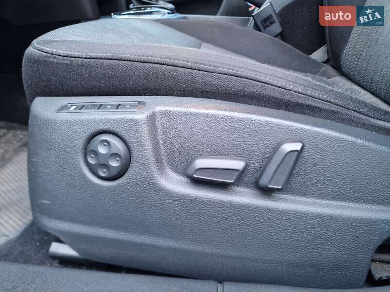 Ліфтбек Skoda Superb 2013 в Добропіллі