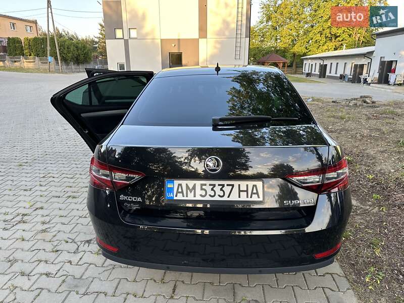 Ліфтбек Skoda Superb 2016 в Житомирі