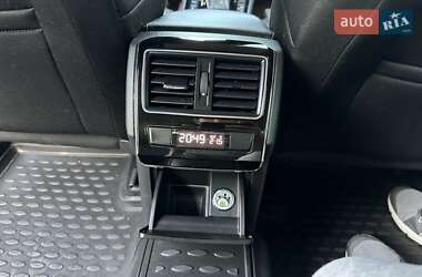 Лифтбек Skoda Superb 2016 в 
