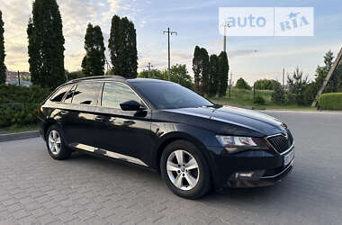 Универсал Skoda Superb 2015 в Хмельницком