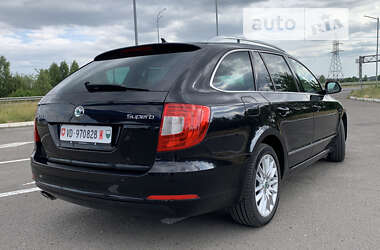 Универсал Skoda Superb 2012 в Радивилове