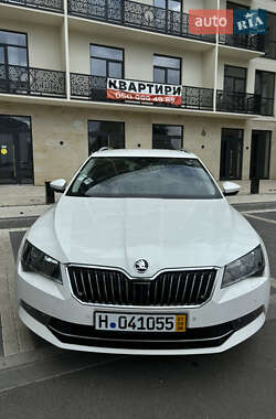 Универсал Skoda Superb 2016 в 