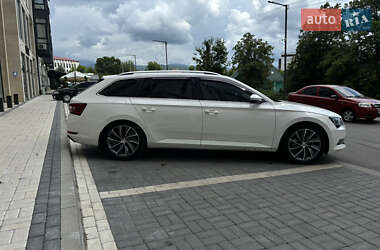 Универсал Skoda Superb 2016 в 