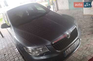 Лифтбек Skoda Superb 2009 в 
