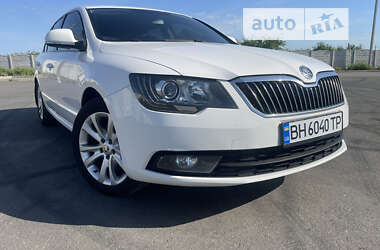 Ліфтбек Skoda Superb 2013 в 