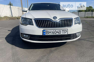 Ліфтбек Skoda Superb 2013 в 